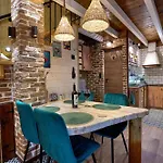 Scandinavian Rustic *