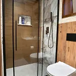 Scandinavian Rustic アパート