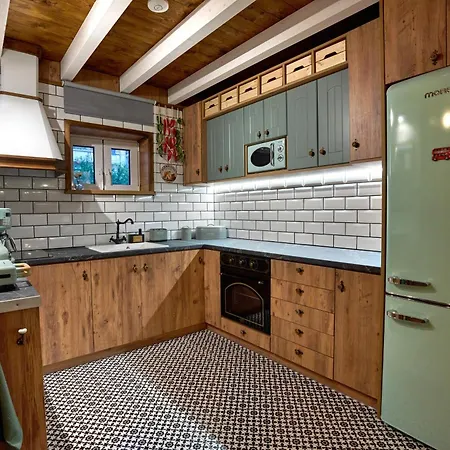 Scandinavian Rustic アパート