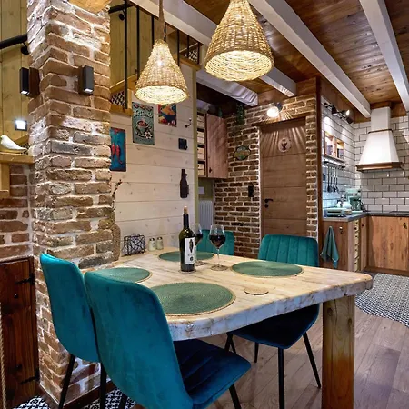 Scandinavian Rustic *