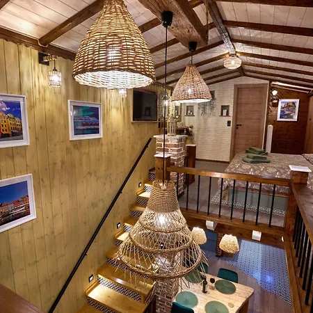 Scandinavian Rustic *