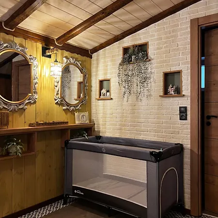 Scandinavian Rustic *