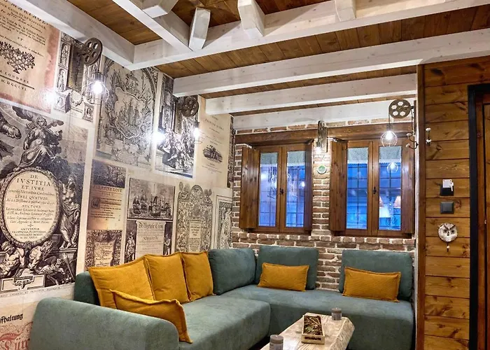 Scandinavian Rustic 特里卡拉