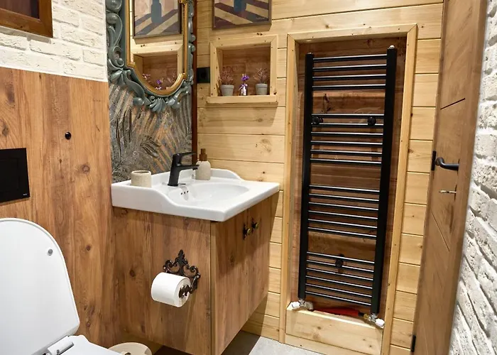 Scandinavian Rustic *